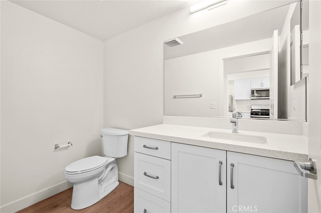 9613 Juniper Avenue 19 Property Photo 13