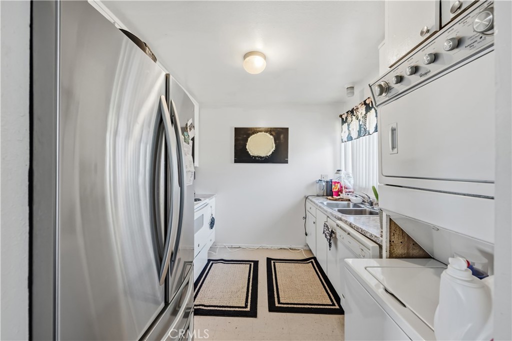 2524 Price Property Photo 9