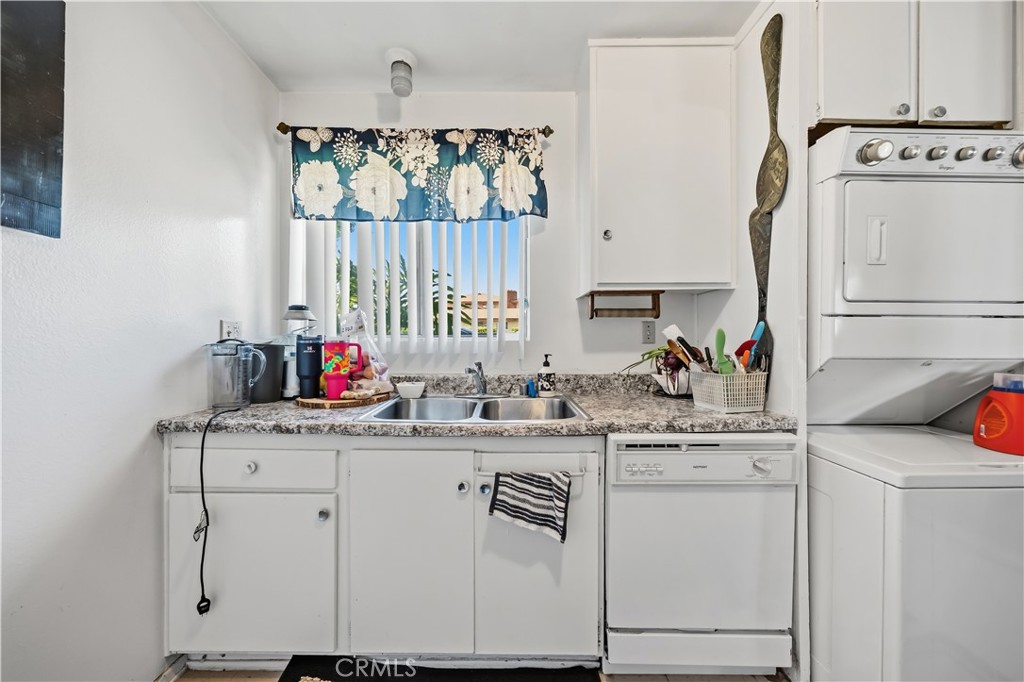 2524 Price Property Photo 21