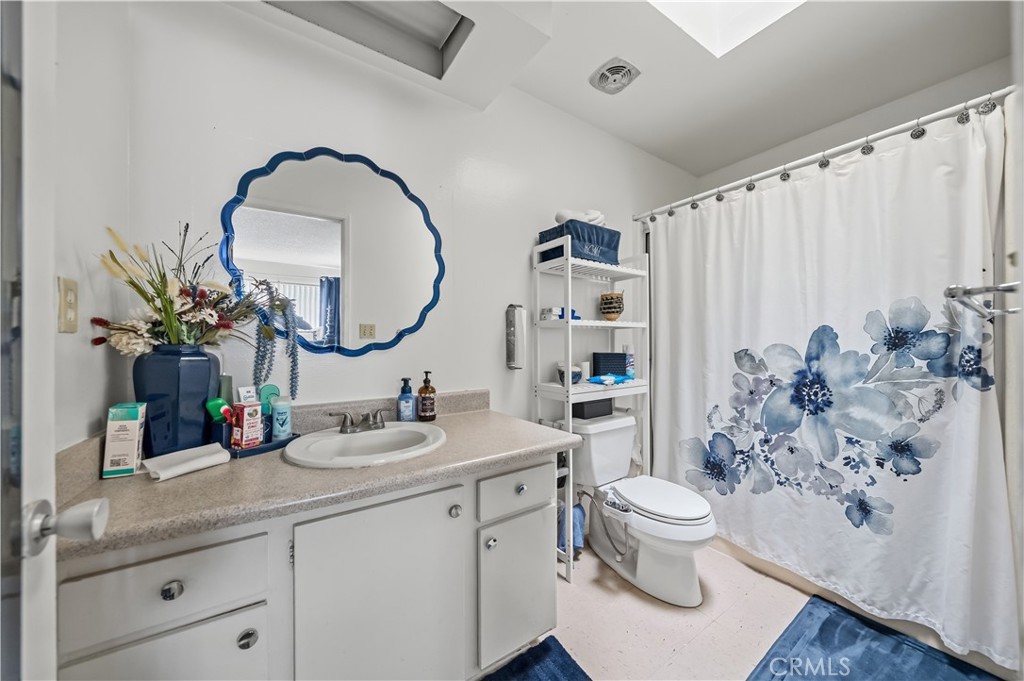 2524 Price Property Photo 33