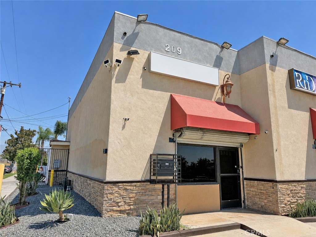 299 W Olive #a Property Photo 2