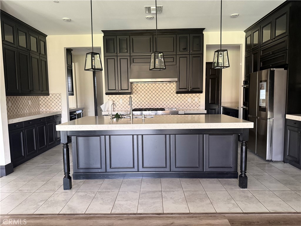 16277 Amberleaf Court Property Photo 4