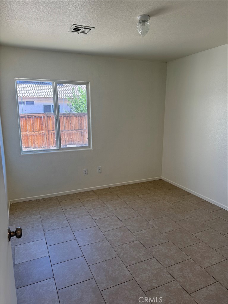 18795 Dogwood Court Property Photo 12