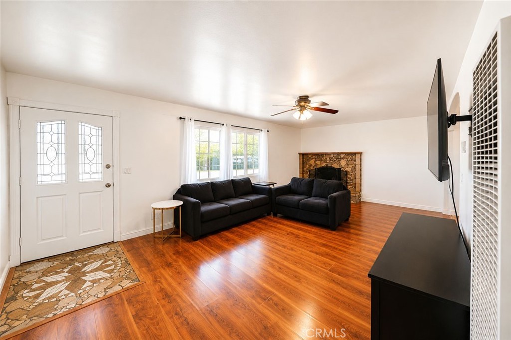 10715 3rd Avenue Property Photo 9