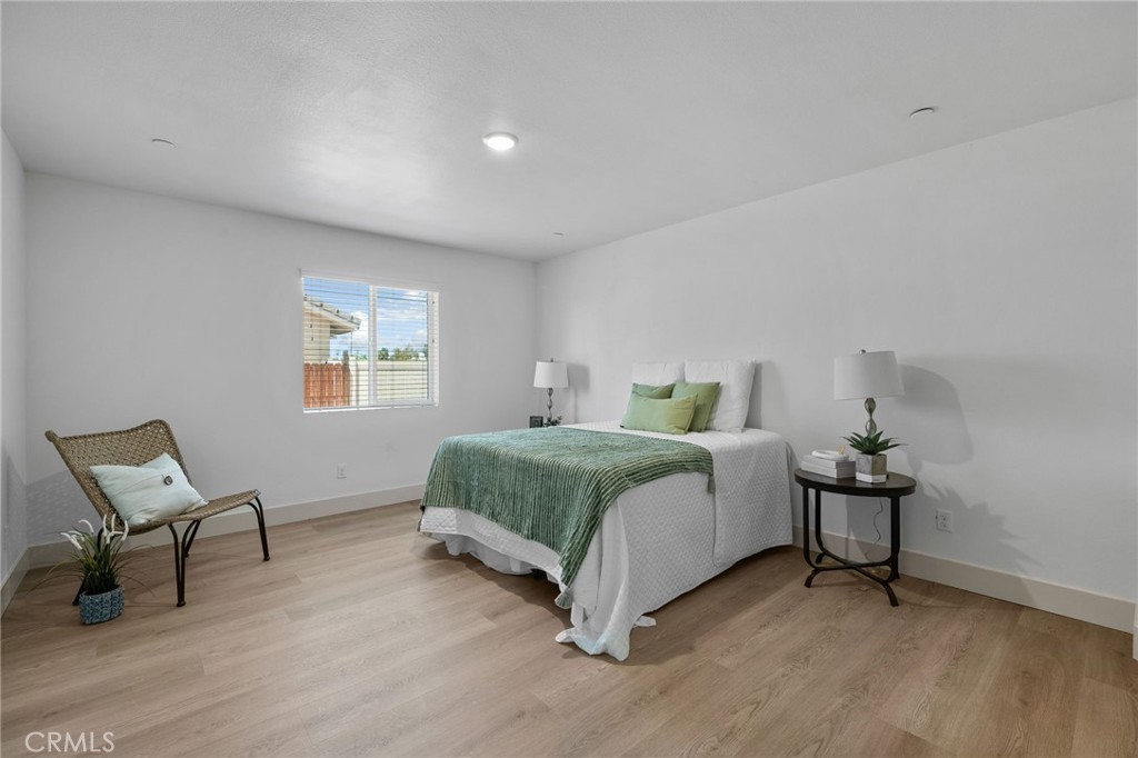 1238 Massachusetts Property Photo 13