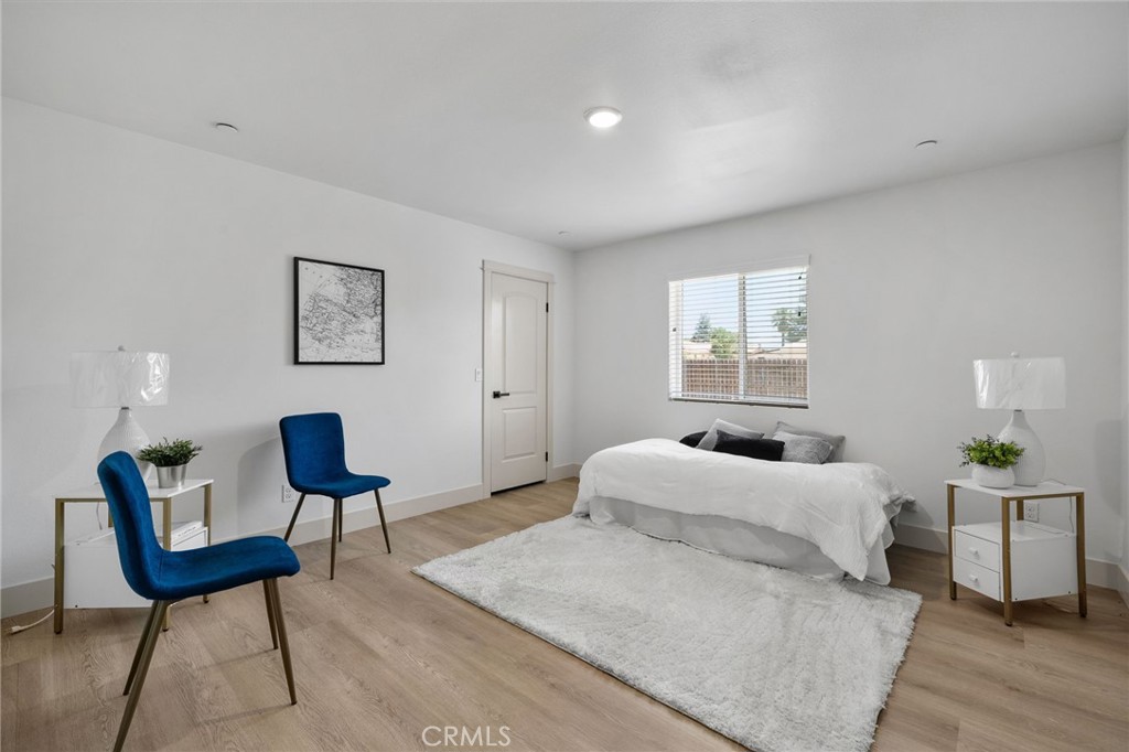 1238 Massachusetts Property Photo 15