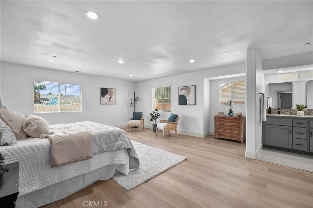 1238 Massachusetts Property Photo 19