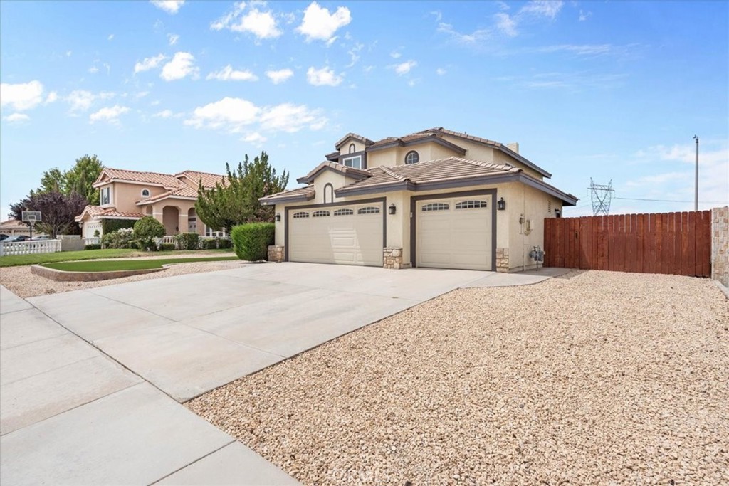 12242 San Ysidro Property Photo 2