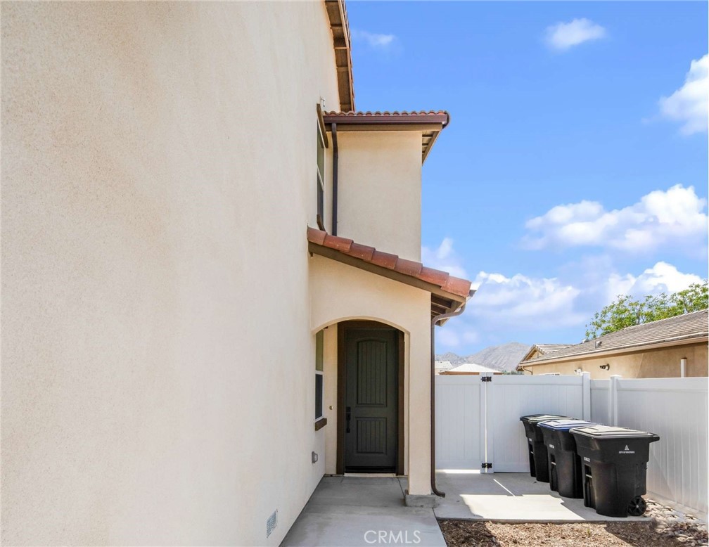 5852 -5854 Norwood Avenue Property Photo 47