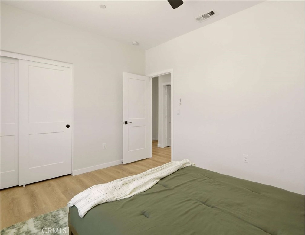 5852 -5854 Norwood Avenue Property Photo 68