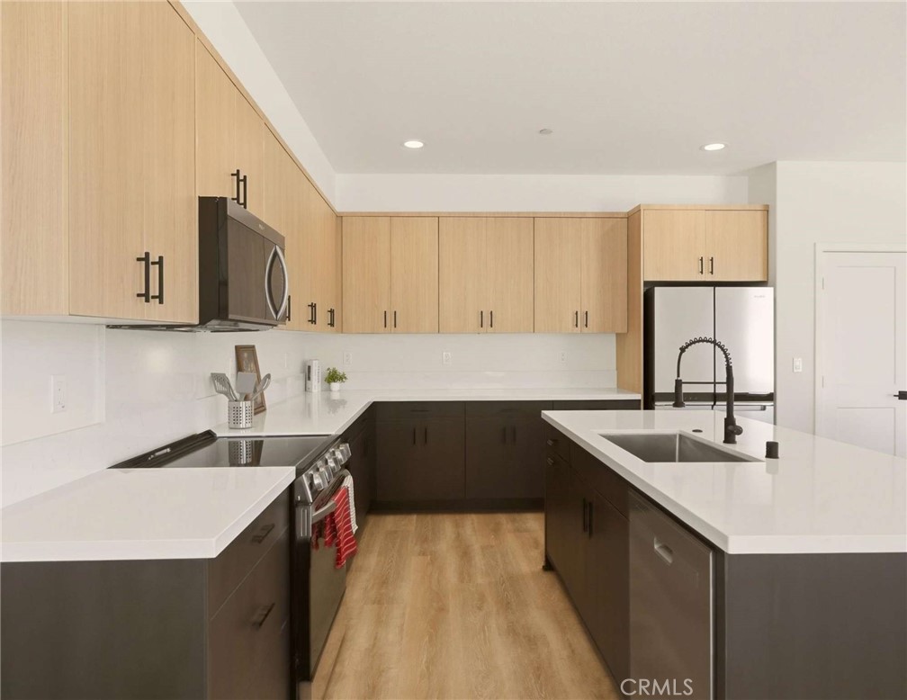 5852 -5854 Norwood Avenue Property Photo 72