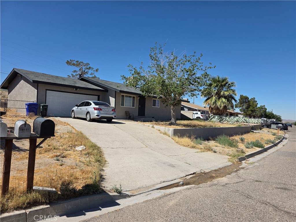 25595 Cheryle Property Photo 2