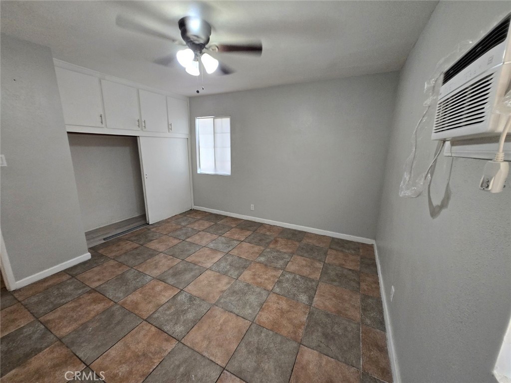 16466 Arrow Boulevard 2 Property Photo 11