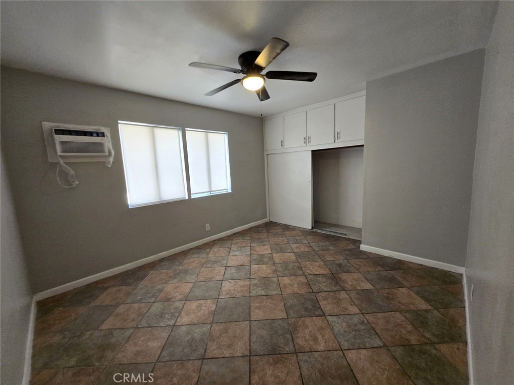 16466 Arrow Boulevard 2 Property Photo 12