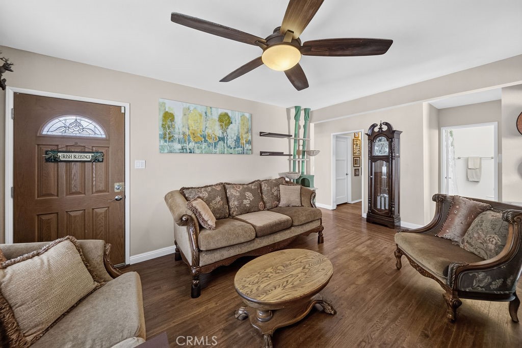 1344 Bonita Property Photo 3