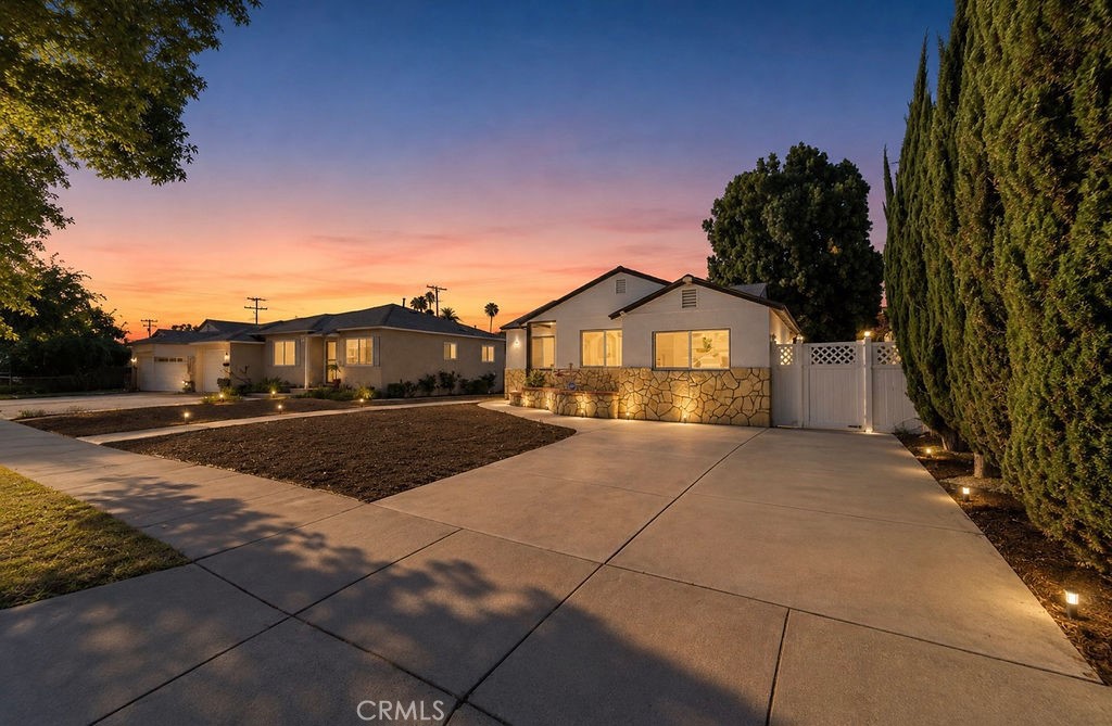 1344 Bonita Property Photo 25