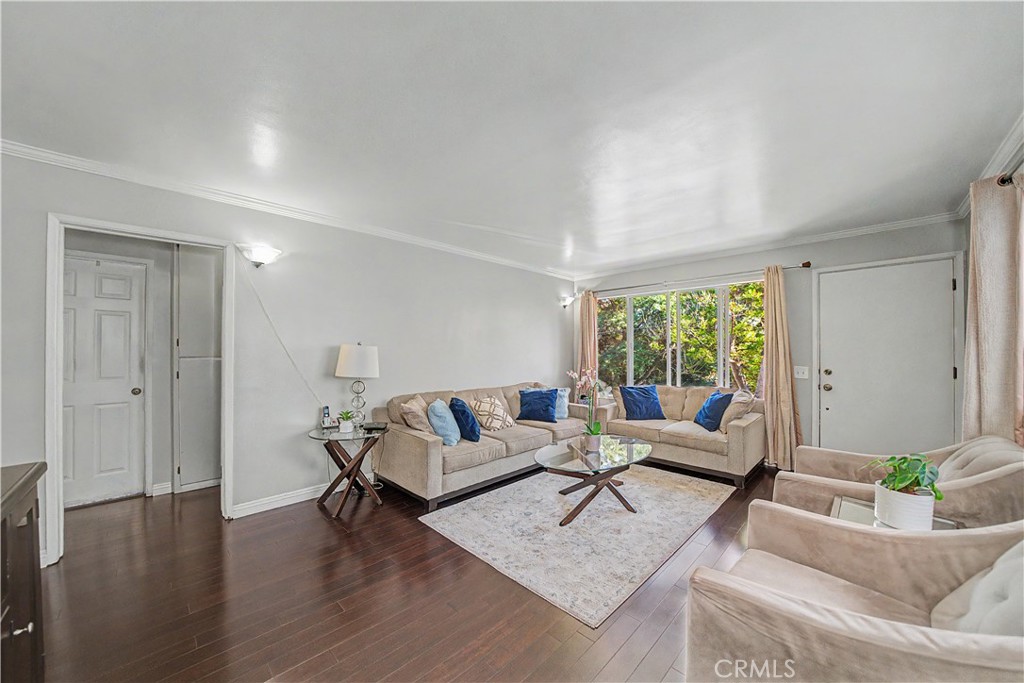 2456 Endicott Property Photo 5