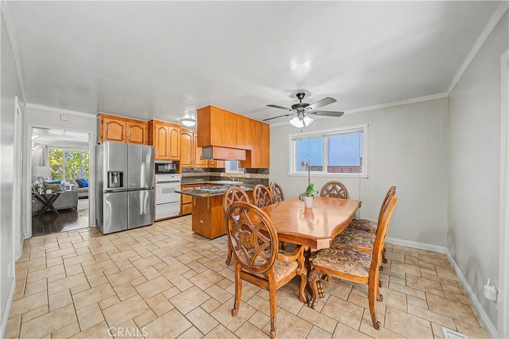 2456 Endicott Property Photo 9