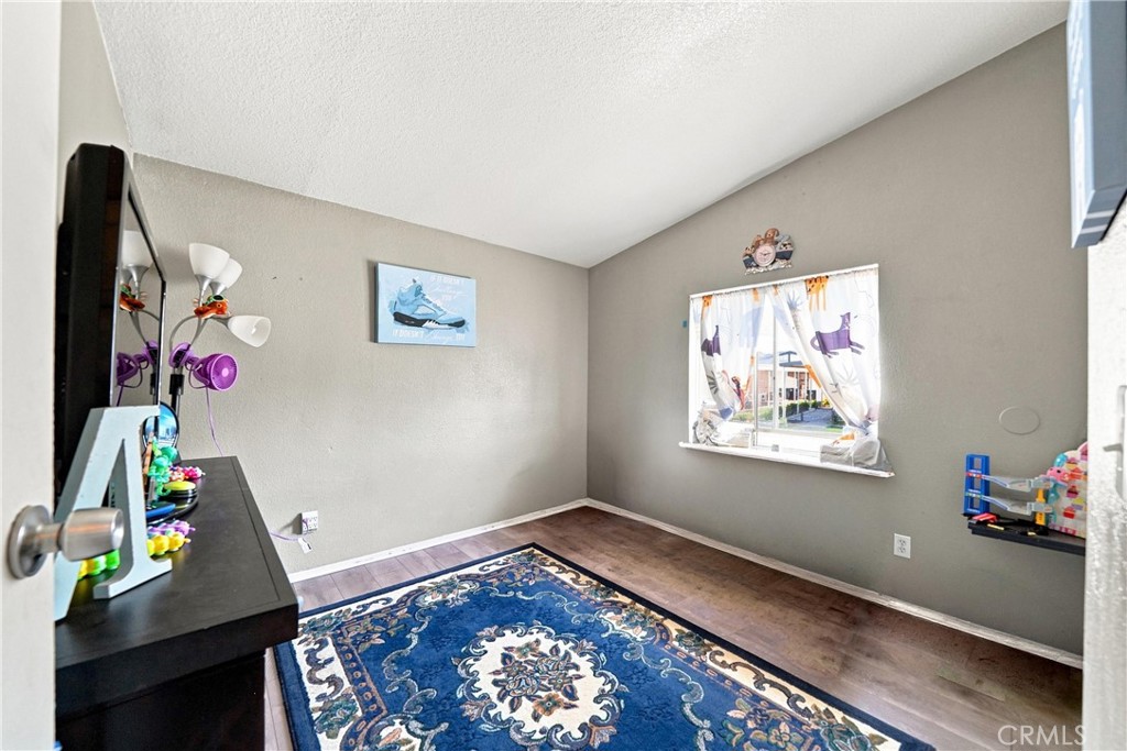 1721 E Colton 89 Property Photo 22