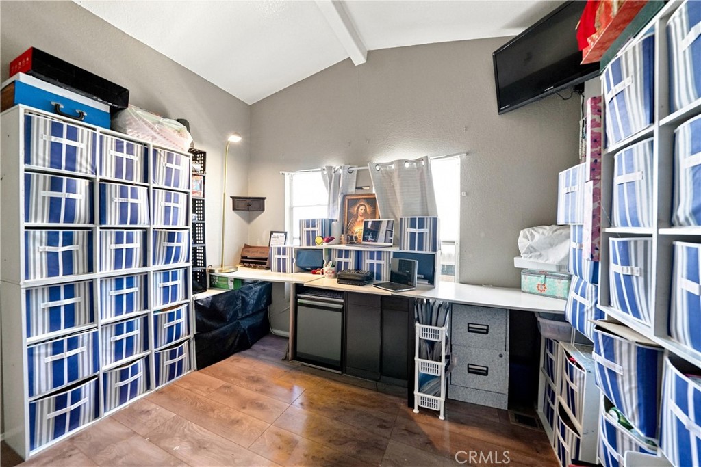 1721 E Colton 89 Property Photo 30