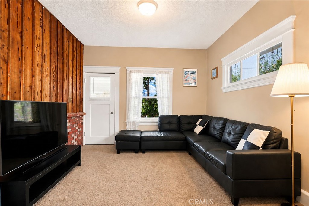 134 Grand Property Photo 19