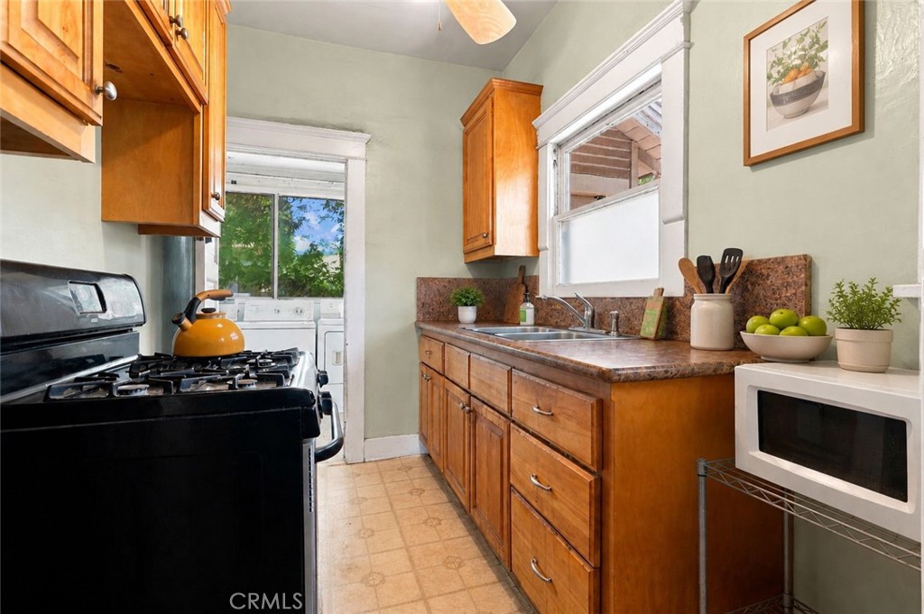 134 Grand Property Photo 23