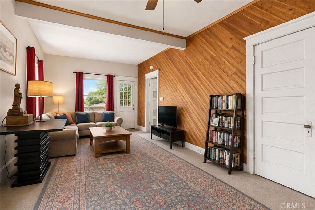 134 Grand Property Photo 33