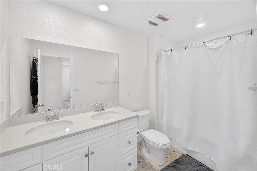 4215 E Carmel Privado Property Photo 27