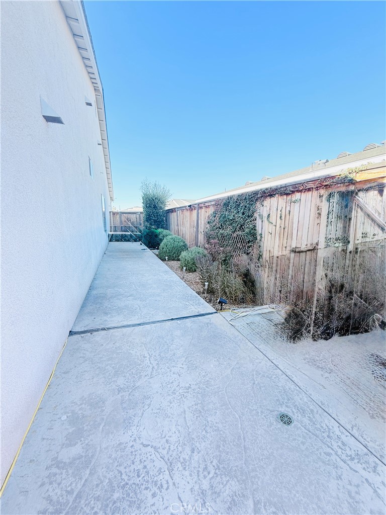 9705 Cotton Creek Property Photo 22