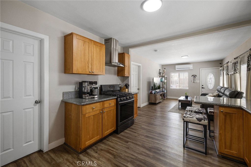 909 E I Street Property Photo 13
