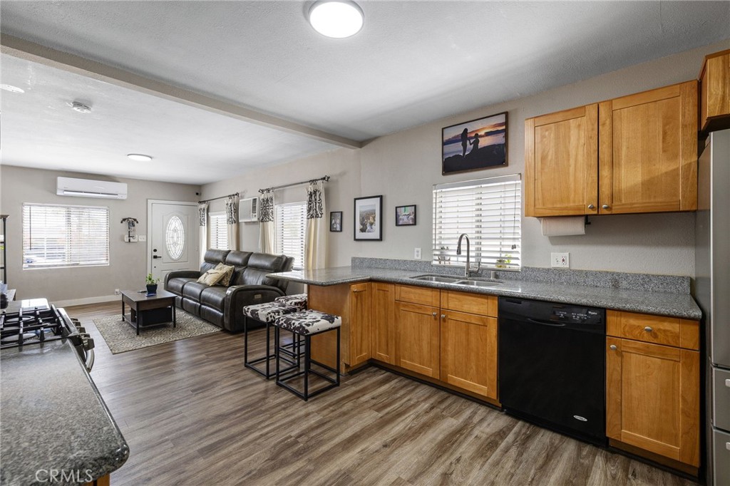909 E I Street Property Photo 14