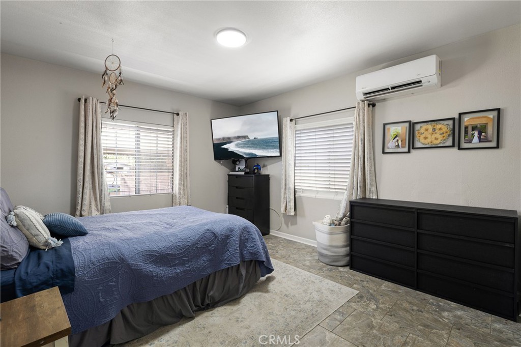 909 E I Street Property Photo 15