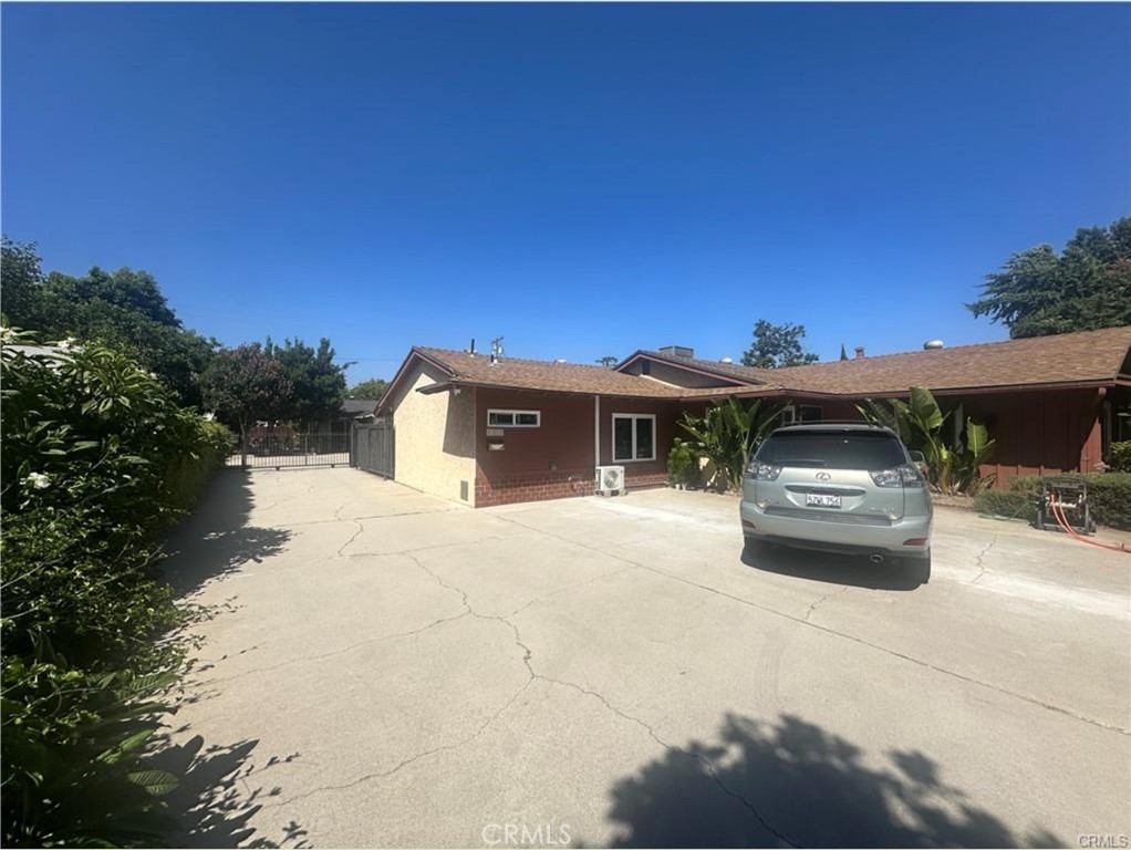 11713 Killian Property Photo 1