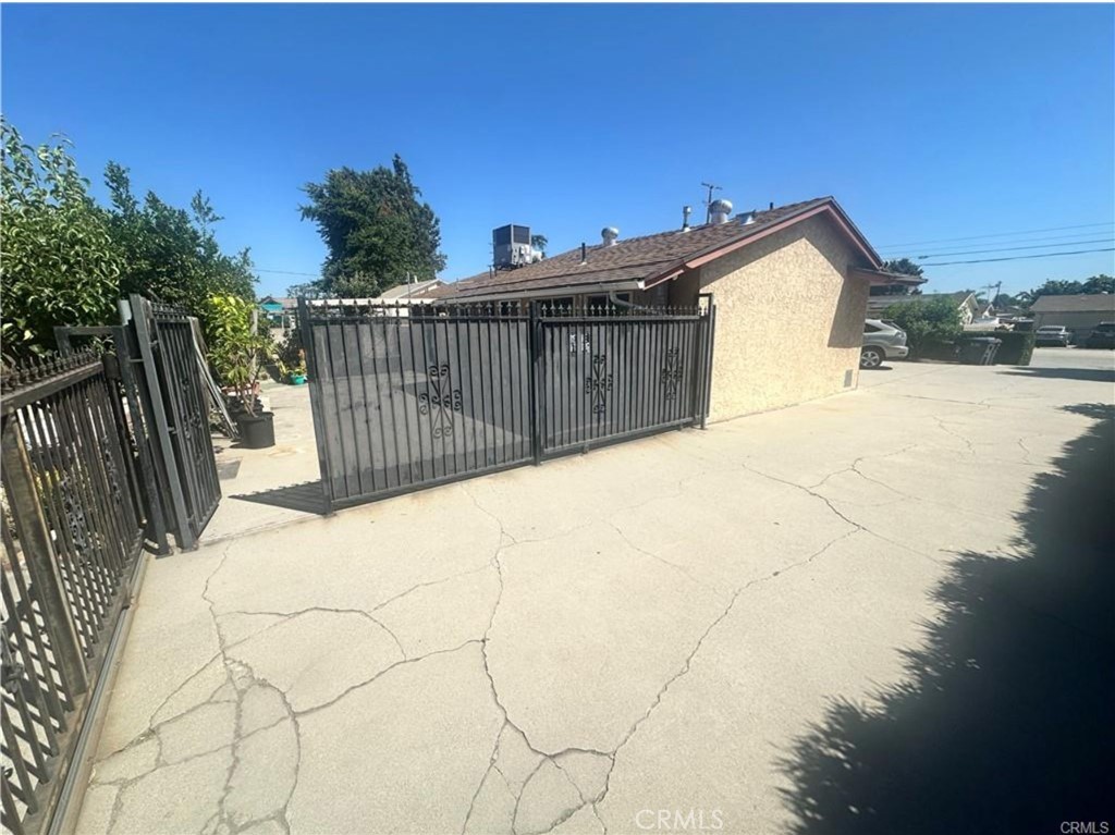 11713 Killian Property Photo 2