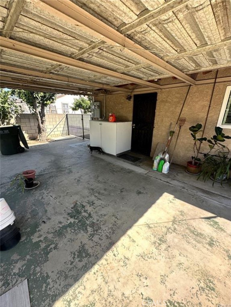 11713 Killian Property Photo 4