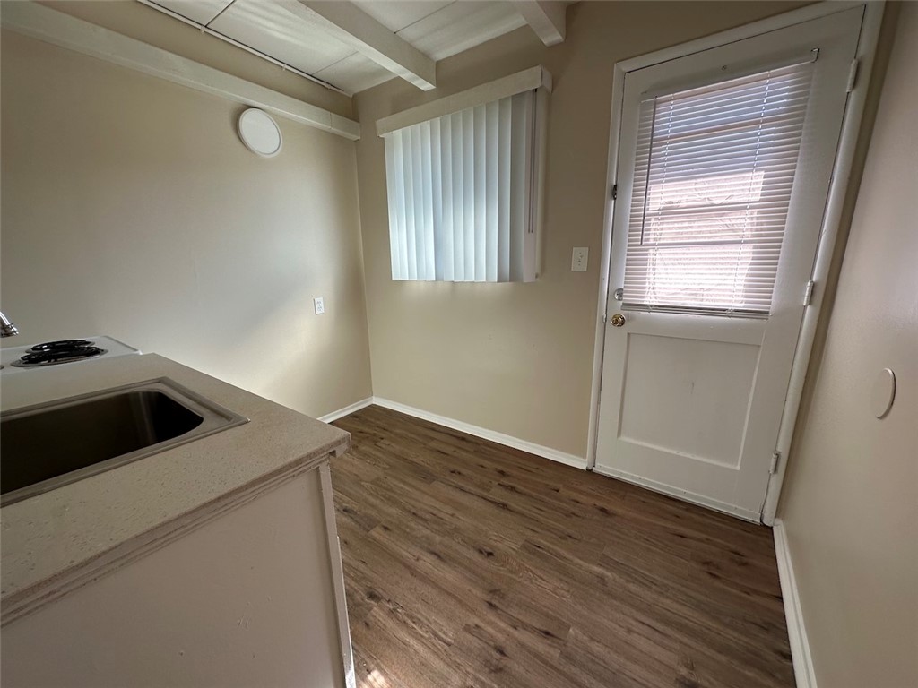 1015 N Azusa Avenue 03 Property Photo 6