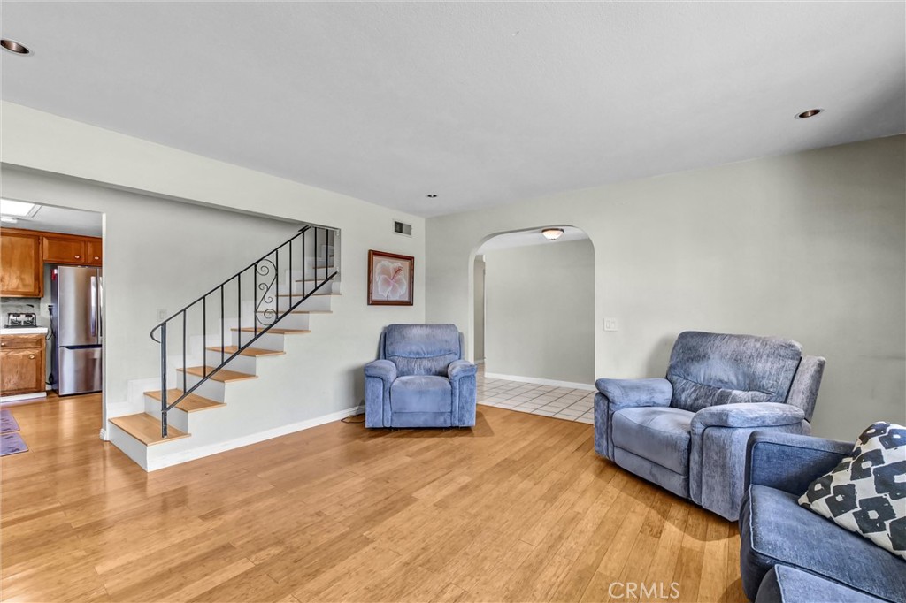 437 Portola Property Photo 6