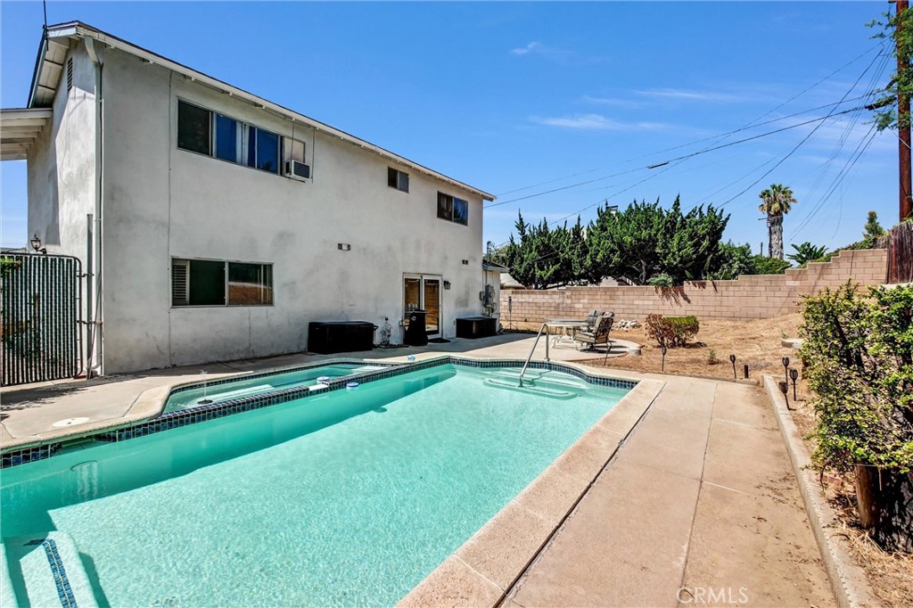 437 Portola Property Photo 23