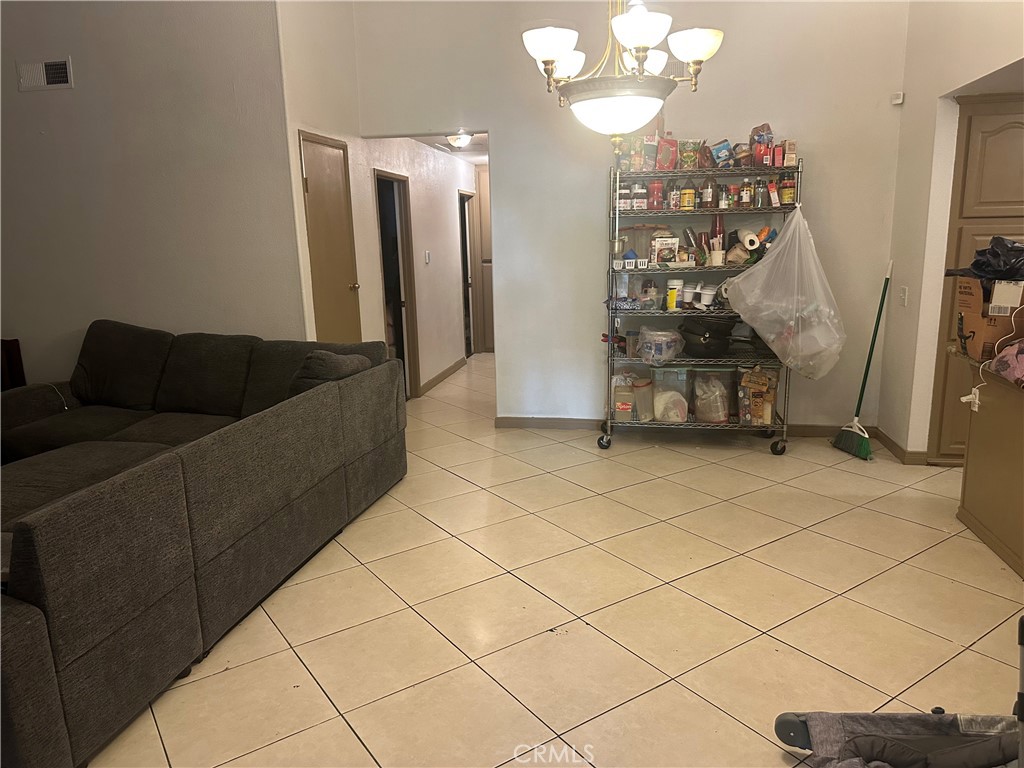 1040 S Alice Property Photo 10