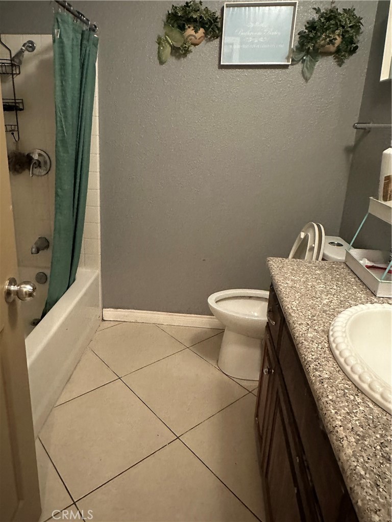 1040 S Alice Property Photo 12