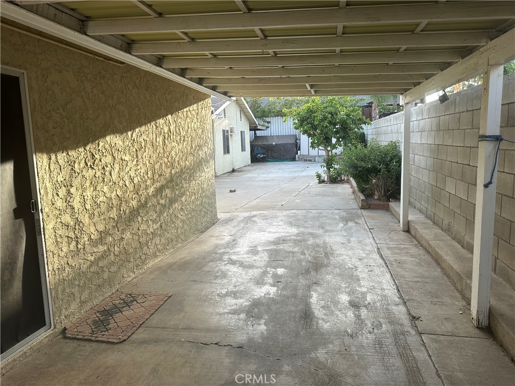 1040 S Alice Property Photo 15