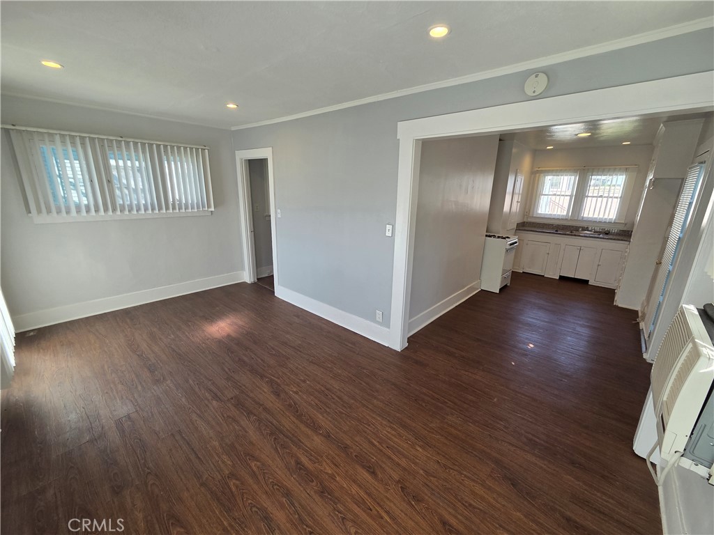 520 N 1st Property Photo 26