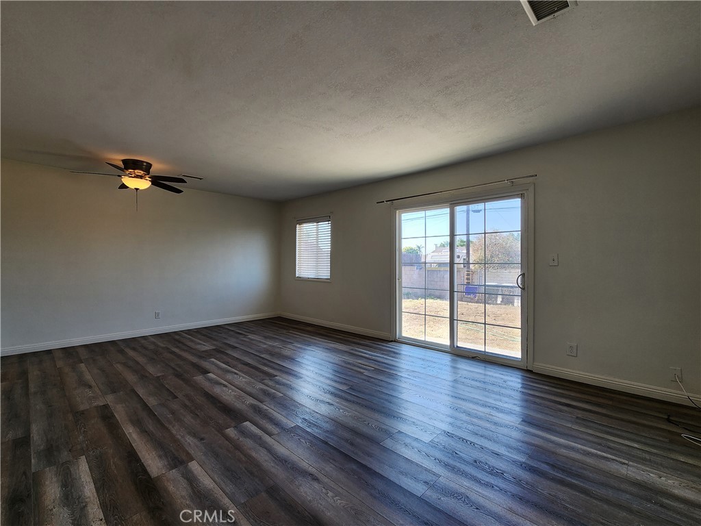 4765 Harvard Property Photo 3
