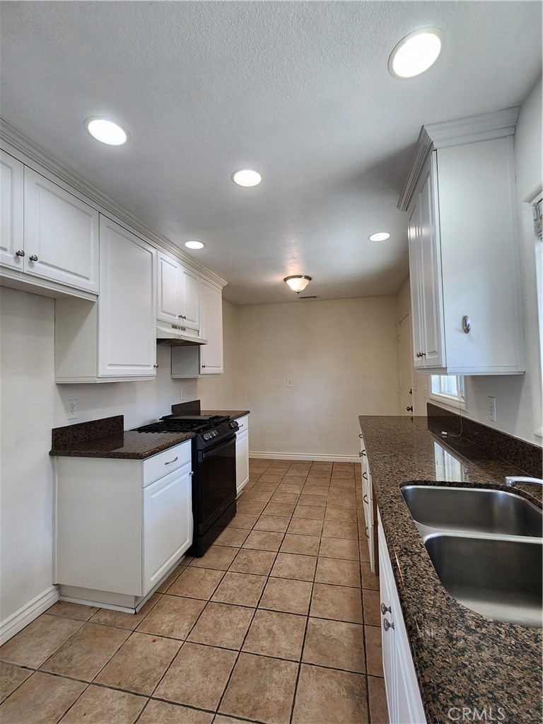 4765 Harvard Property Photo 5
