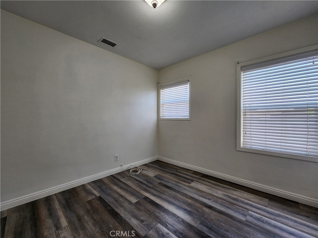 4765 Harvard Property Photo 12