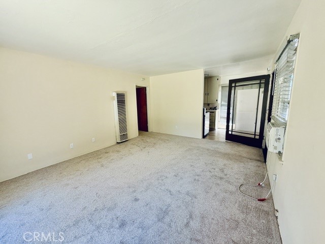 331 S 3rd Property Photo 8