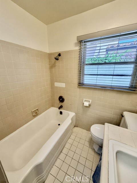 331 S 3rd Property Photo 12