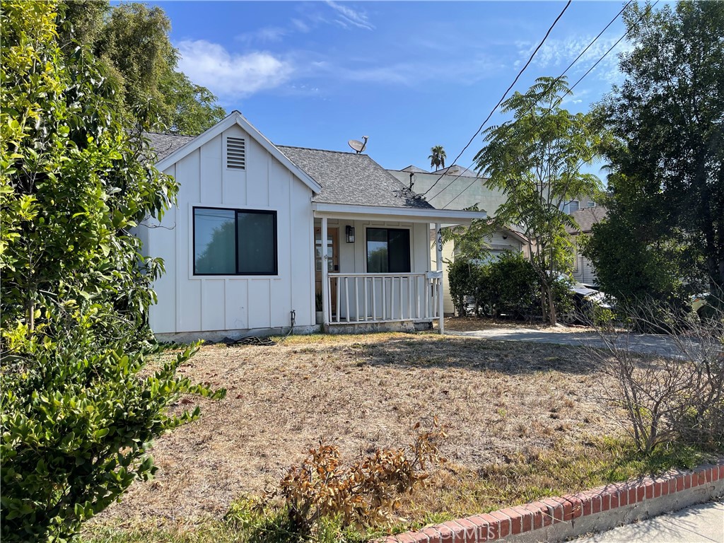 463 Macdonald Street Property Photo 5