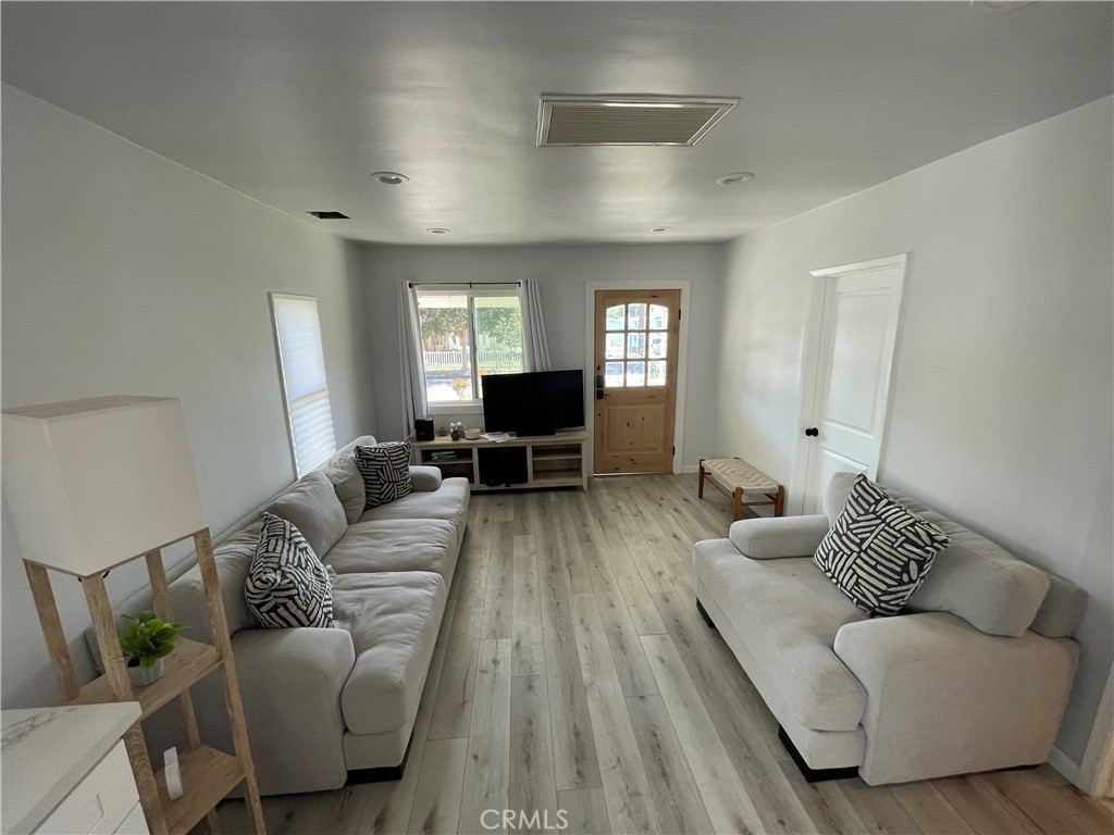 463 Macdonald Street Property Photo 7