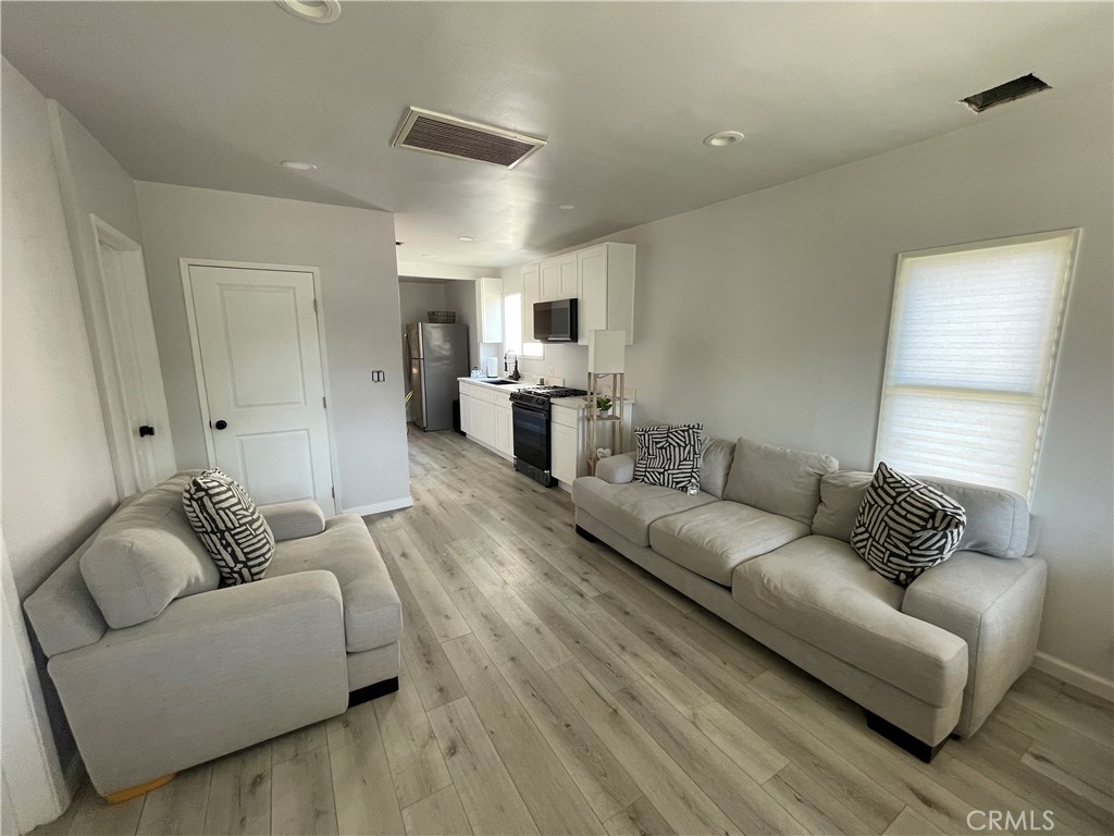 463 Macdonald Street Property Photo 8